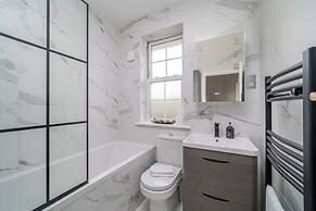 Elegant 3Bedroom Retreat
