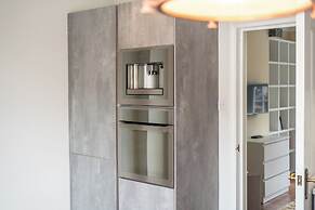 Elegant 3Bedroom Retreat