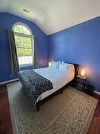 Relaxing Ranch With 1 King and 2 Queens Fast Wifi