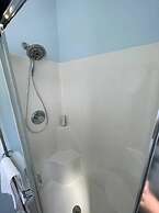 Relaxing Ranch With 1 King and 2 Queens Fast Wifi