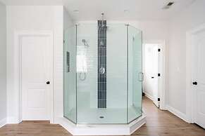 Pike Creek Palace 6 Bedrooms With 5 King Beds