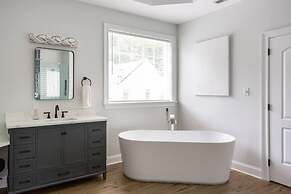 Pike Creek Palace 6 Bedrooms With 5 King Beds