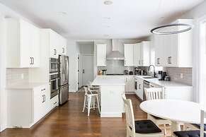 Pike Creek Palace 6 Bedrooms With 5 King Beds