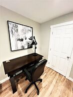 Boardwalk- Large Modern Unit With King bed Fast Wifi Free Coffee and E