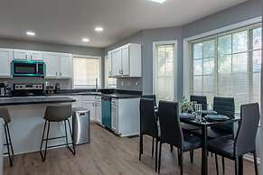 Cozy Modern Villa in New Castle