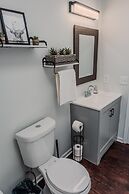 Cozy Modern Villa in New Castle