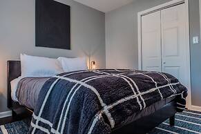 Cozy Modern Villa in New Castle