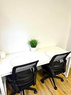 Cozy Unit King bed Laundry