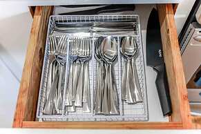 Bay Oak Beach Cottage