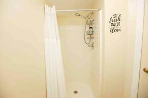 Bay Oak Beach Cottage