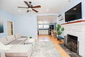 Bay Oak Beach Cottage