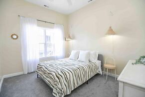 Bay Oak Beach Cottage