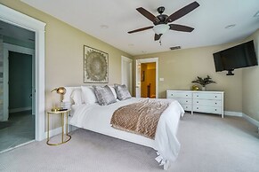 The Hide Away Beach on the Bay