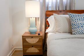 Bayside Bliss in the Heart of East Ocean View