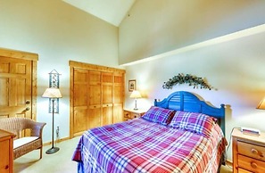 Tenderfoot Lodge 1 Bedroom at the Mountain House Base