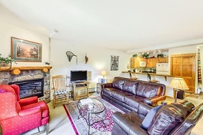 Tenderfoot Lodge 1 Bedroom at the Mountain House Base