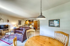 Tenderfoot Lodge 1 Bedroom at the Mountain House Base