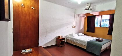 Hotel Tajalin Downtown Montezuma