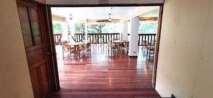 Hotel Tajalin Downtown Montezuma