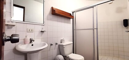 Hotel Tajalin Downtown Montezuma