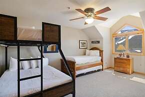 4 Bedroom Condo at Gateway Lodge Near Mountain House Base