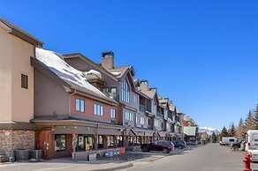 4 Bedroom Condo at Gateway Lodge Near Mountain House Base