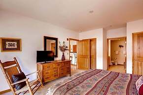 2 Bedroom Gateway Lodge Condo Near Mountain House