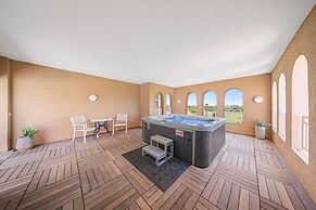 Private Jacuzzi Resort Amenities Close 2 Beach