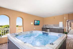 Private Jacuzzi Resort Amenities Close 2 Beach