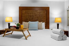 Private Jacuzzi Resort Amenities Close 2 Beach