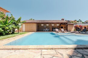 2 suítes térreo - próximo da piscina