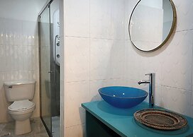 Marietta - House of Social Travellers