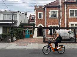 Marietta - House of Social Travellers