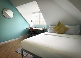 Marietta - House of Social Travellers