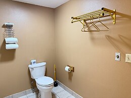 Hardin Lodge By Capital O Little Bighorn Battlefield I-90