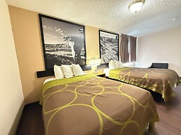 Hardin Lodge By Capital O Little Bighorn Battlefield I-90