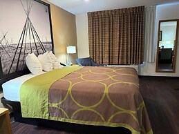 Hardin Lodge By Capital O Little Bighorn Battlefield I-90