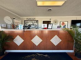 Hardin Lodge By Capital O Little Bighorn Battlefield I-90