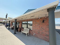 Hardin Lodge By Capital O Little Bighorn Battlefield I-90