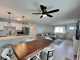 Beach House Lower