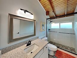 Beach House Lower