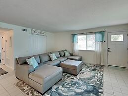 Beach House Lower