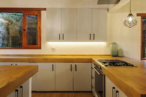 Forest Guesthouse Avándaro