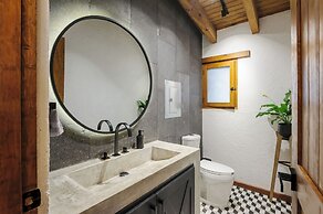 Forest Guesthouse Avándaro