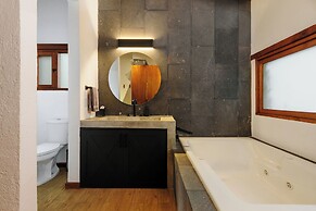 Forest Guesthouse Avándaro