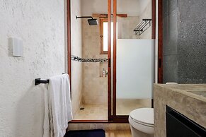 Forest Guesthouse Avándaro