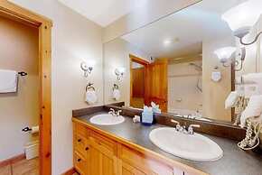 Dakota Lodge 2 Bedroom Condo in River Run Village