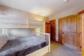 Dakota Lodge 2 Bedroom Condo in River Run Village