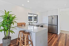 Albatross Beachfront 3 Bedroom Apartment