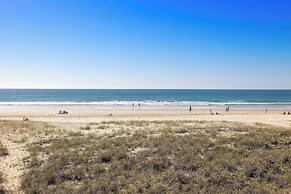 Mermaid Beachside Apartment - Direct Beach Access